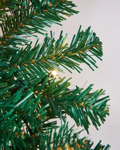 WeRChristmas Pre-Lit Green Wall Mounted Christmas Tree, 3 Ft