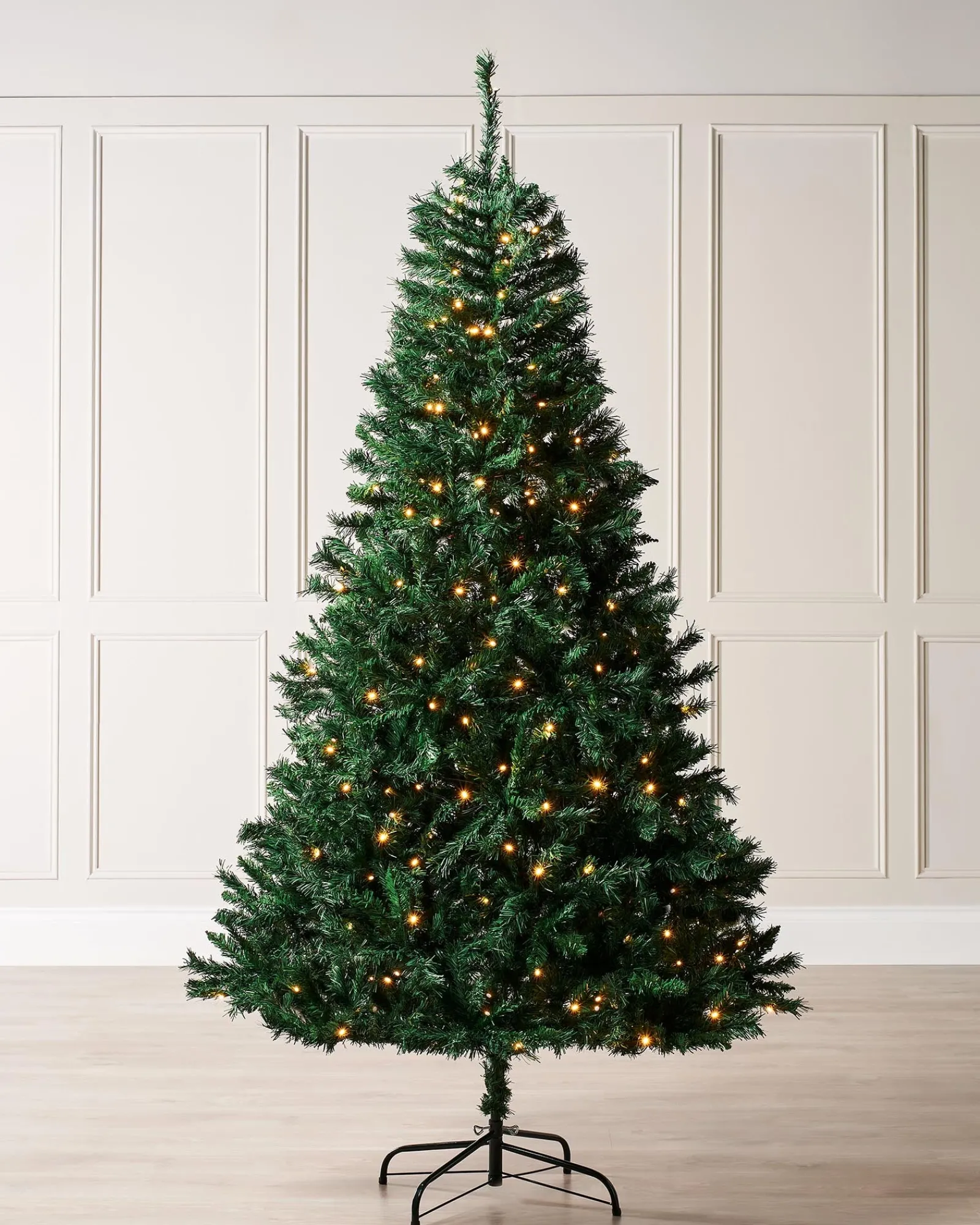 WeRChristmas Pre-Lit Mixed Pine Christmas Tree, 6 Ft