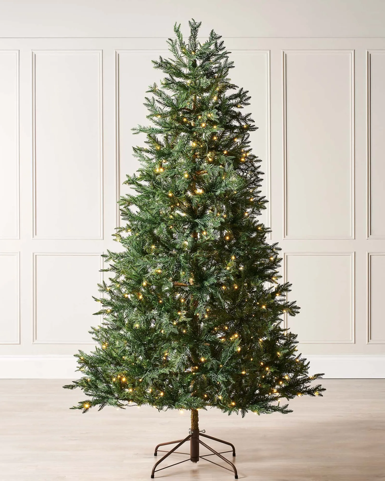 WeRChristmas Pre-Lit Mixed Pine Natural Bark Christmas Tree, 6 Ft