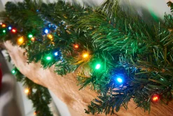 WeRChristmas Pre-Lit Multi-Coloured LEDs Garland, 9 Ft