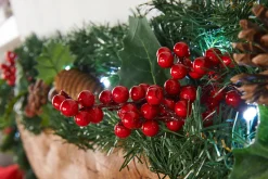 WeRChristmas Pre-Lit Multi-Function Decorated Garland, 9 Ft