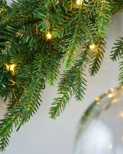 WeRChristmas Pre-Lit Multi-Function Douglas Fir Wreath, 60 Cm
