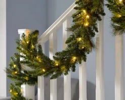WeRChristmas Pre-Lit Multi-Function Garland, 18 Ft