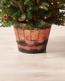 WeRChristmas Pre-Lit Pines & Berries Potted Christmas Tree, 4.5 Ft