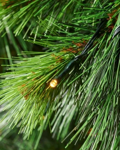 WeRChristmas Pre-Lit Portland Spruce Christmas Tree, 6.5 Ft