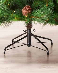 WeRChristmas Pre-Lit Portland Spruce Christmas Tree, 7.5 Ft