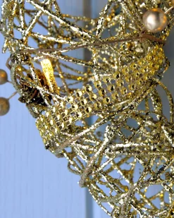 WeRChristmas Pre-Lit Rattan Heart Wreath, 33 Cm