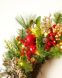 WeRChristmas Pre-Lit Red Berry Mixed Tip Wreath, 76 Cm