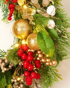 WeRChristmas Pre-Lit Red Berry Mixed Tip Wreath, 76 Cm