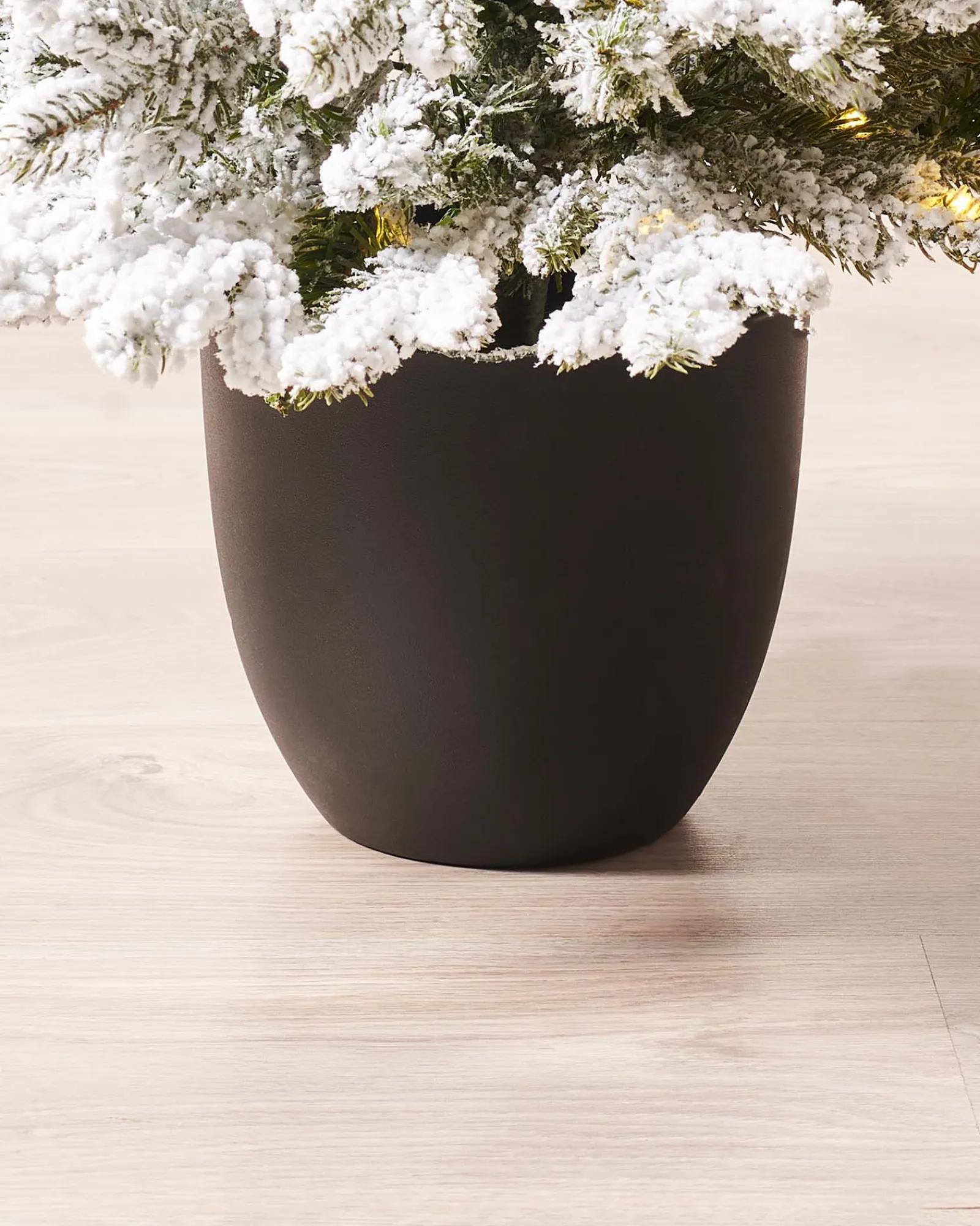 WeRChristmas Pre-Lit Snow Flocked Potted Christmas Tree, 3 Ft