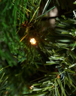 WeRChristmas Pre-Lit Victorian Pine Christmas Tree, 5 Ft