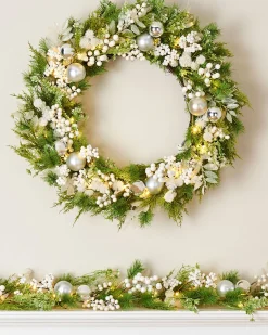 WeRChristmas Pre-Lit White Berry Mixed Tip Wreath, 76 Cm