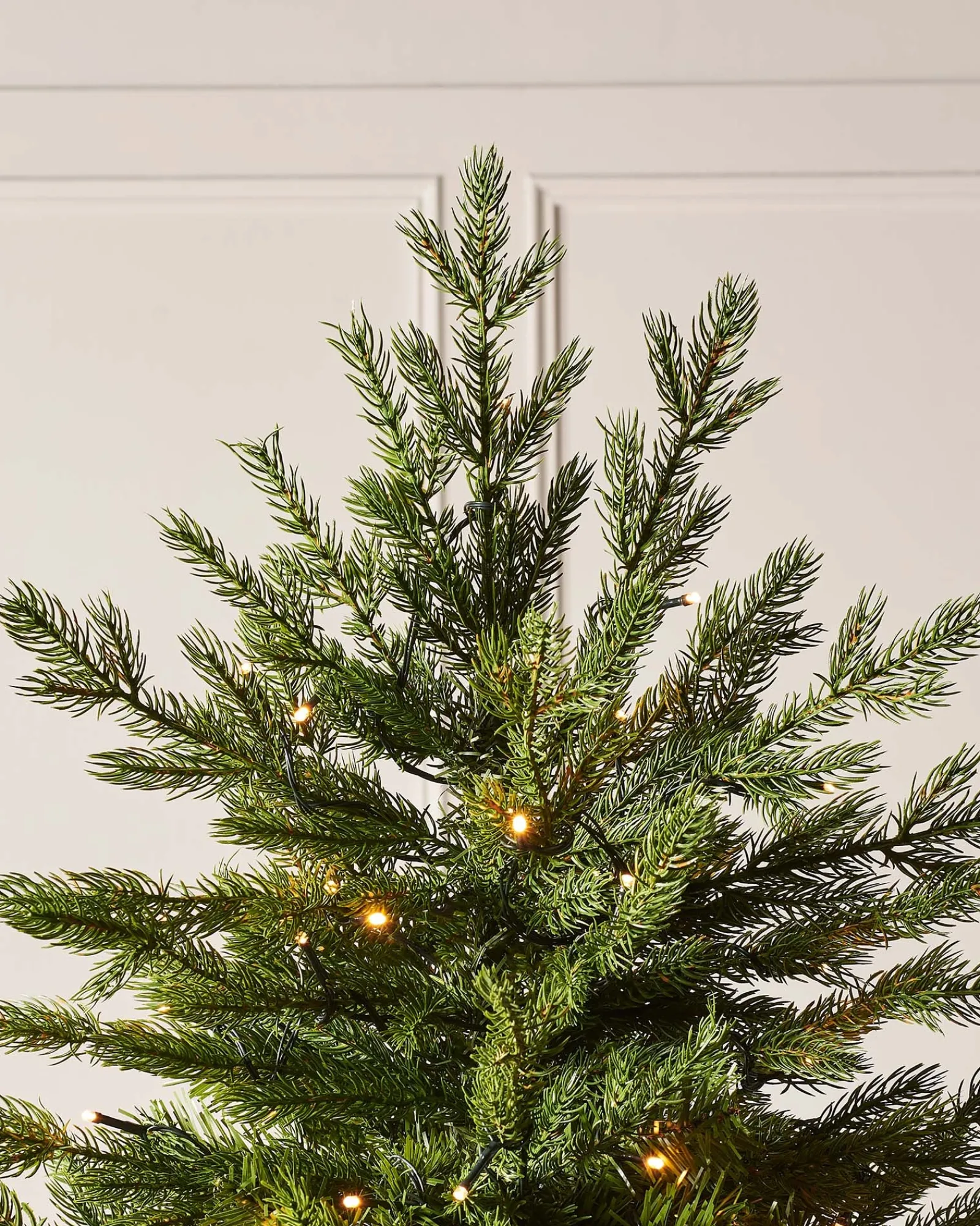 WeRChristmas Pre-Lit Windsor Fir Christmas Tree, 7 Ft