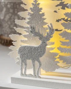WeRChristmas Pre-Lit Winter Scene, 26 Cm