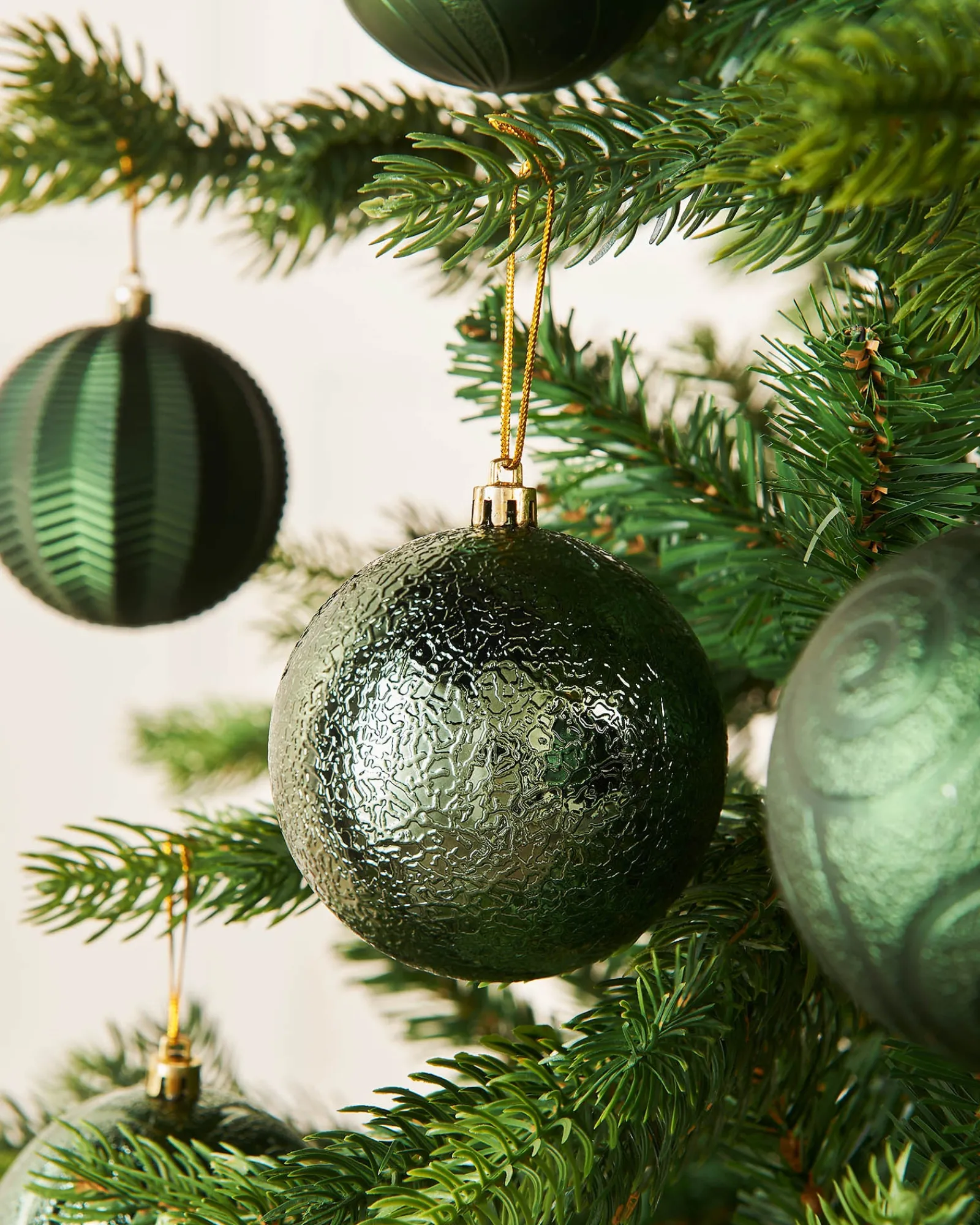 WeRChristmas Sage Green Shatterproof Baubles, 16 Pack, 8 Cm