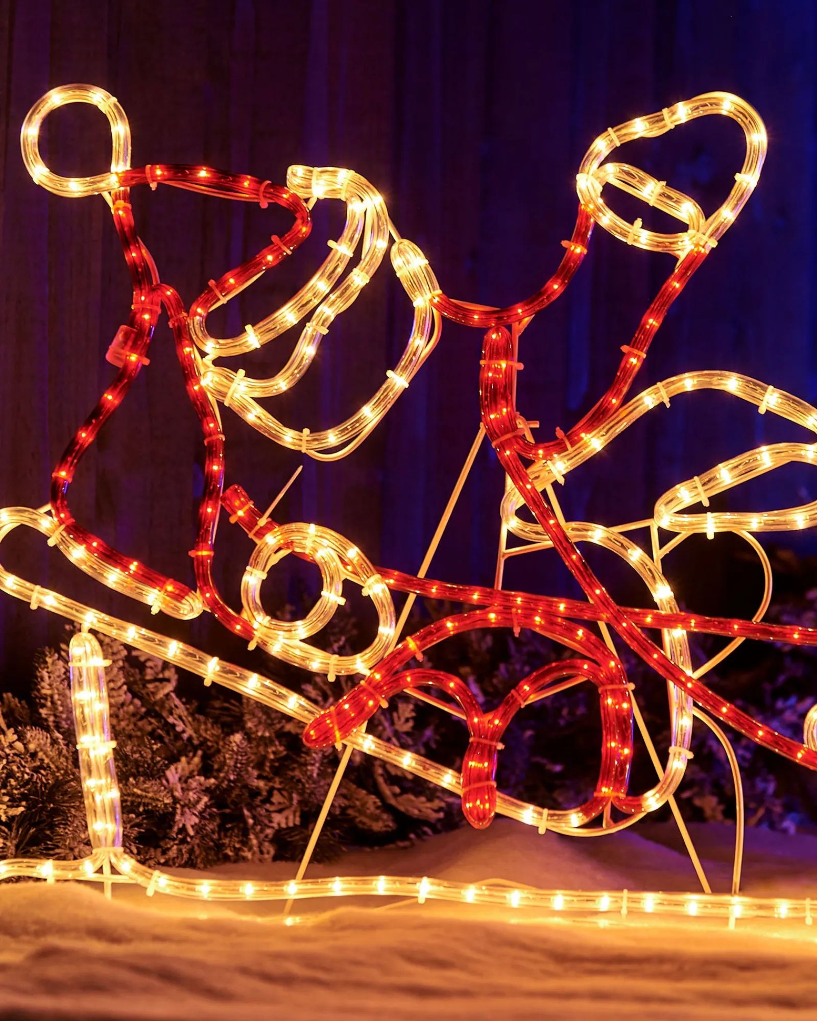 WeRChristmas Santa Sleigh Reindeer LED Rope Light Silhouette, 156 Cm