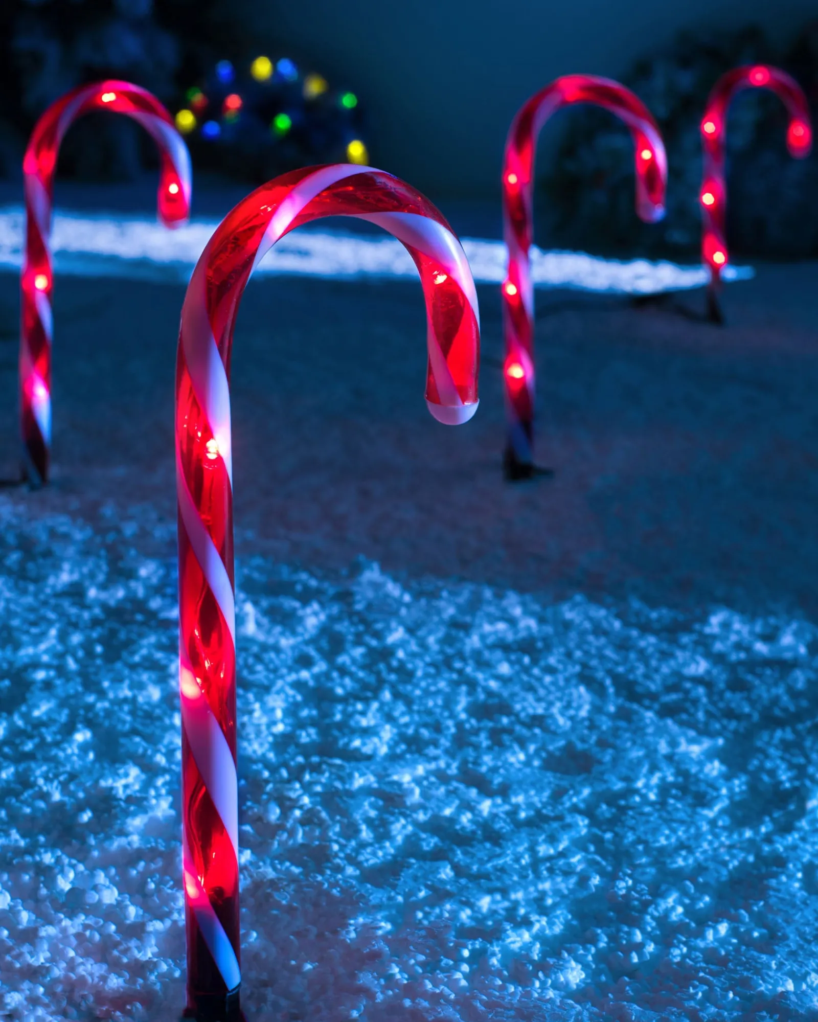WeRChristmas Set Of 4 Connectable Candy Cane Pathway Lights, 38 Cm