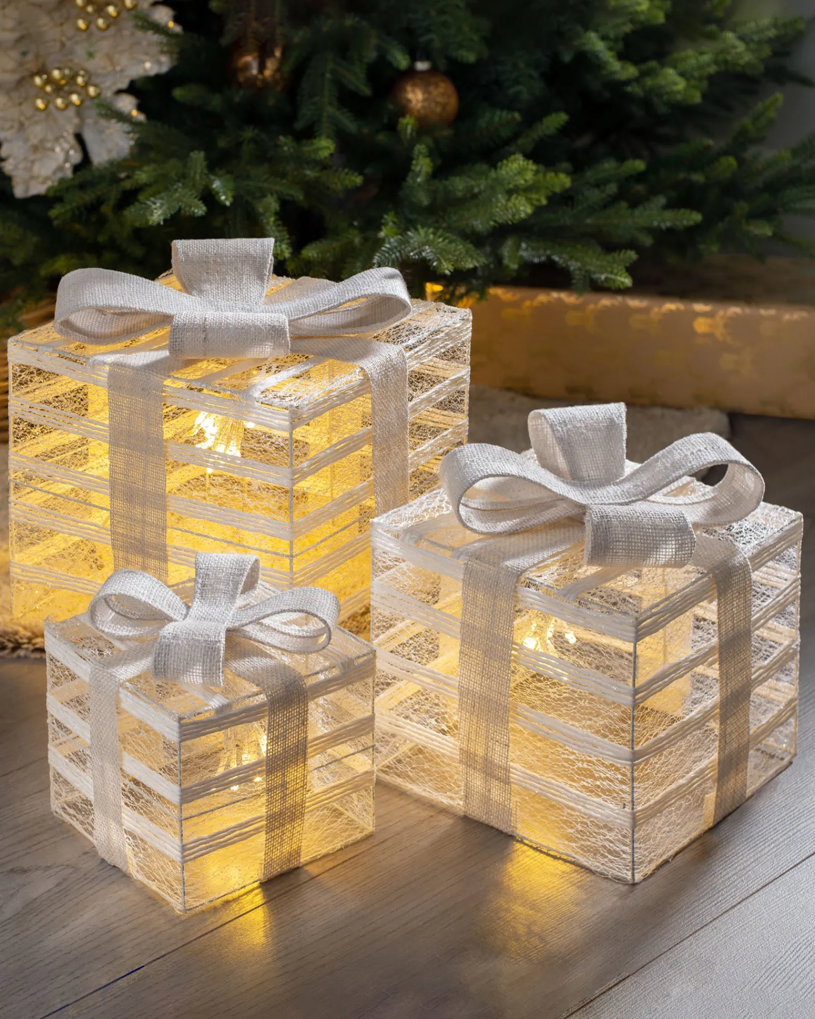 WeRChristmas Set Of 3 Pre-Lit Paper String And Gauze Gift Boxes, 26 Cm