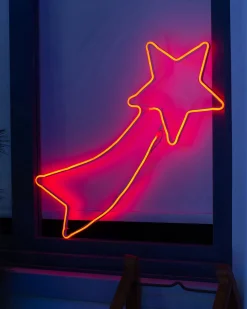 WeRChristmas Shooting Star Neon Rope Light Silhouette, 70 Cm