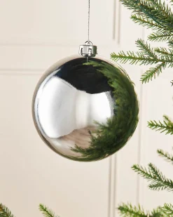 WeRChristmas Silver Large Gloss Shatterproof Bauble, 15 Cm