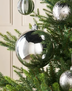 WeRChristmas Silver Large Gloss Shatterproof Bauble, 15 Cm