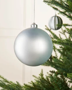 WeRChristmas Silver Large Matt Shatterproof Bauble, 15 Cm