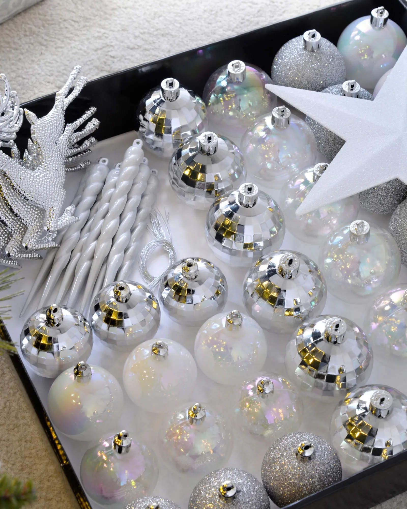 WeRChristmas Silver Shatterproof Baubles Set, 50 Pack