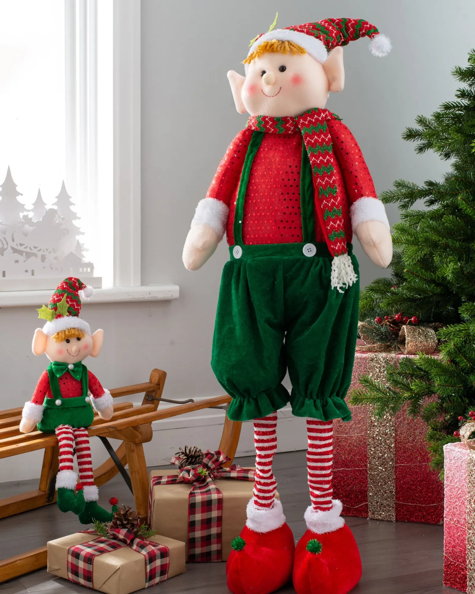 WeRChristmas Standing Elf Figurine With Extendable Legs, 60-109 Cm