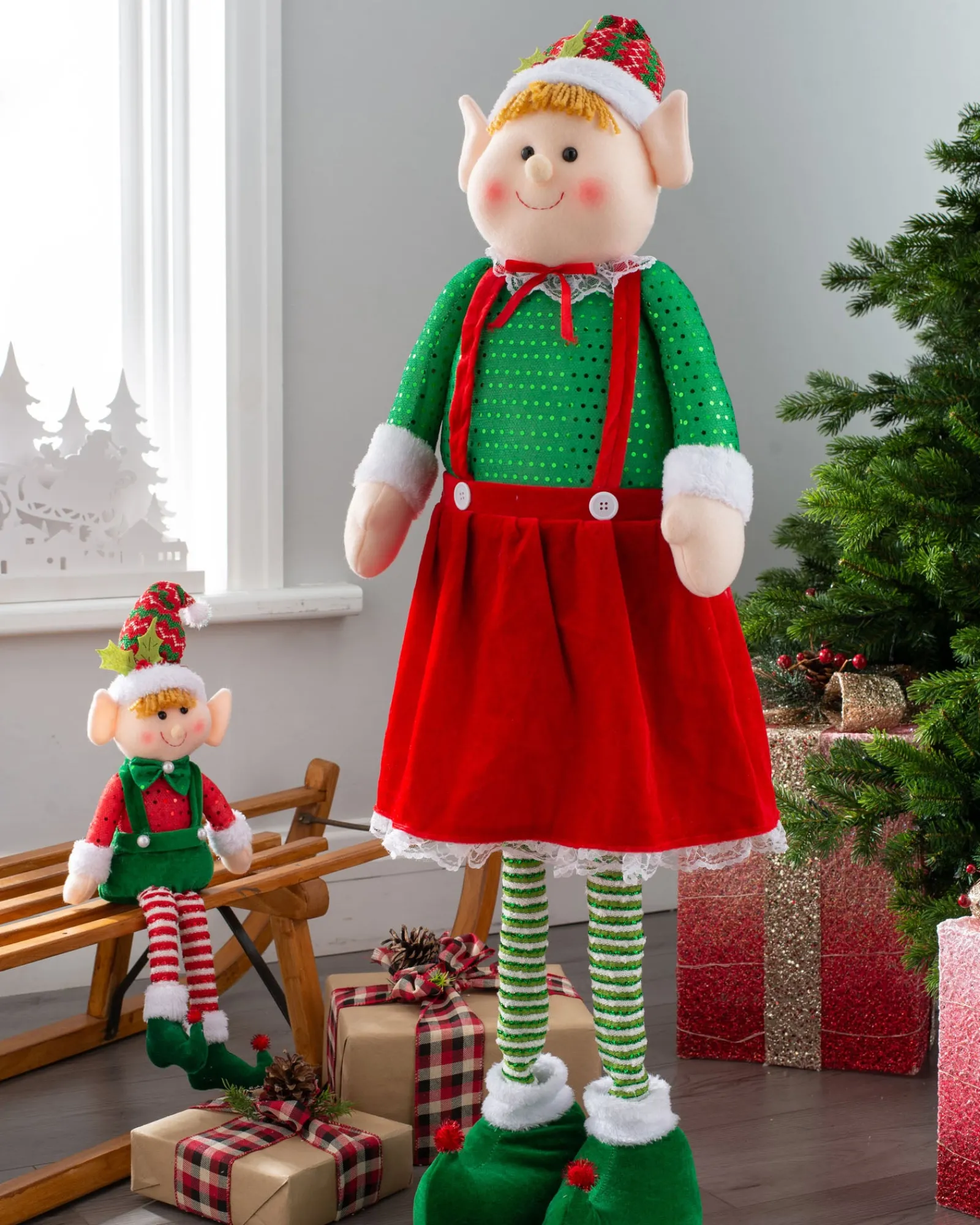 WeRChristmas Standing Elf Figurine With Extendable Legs, 60-109 Cm