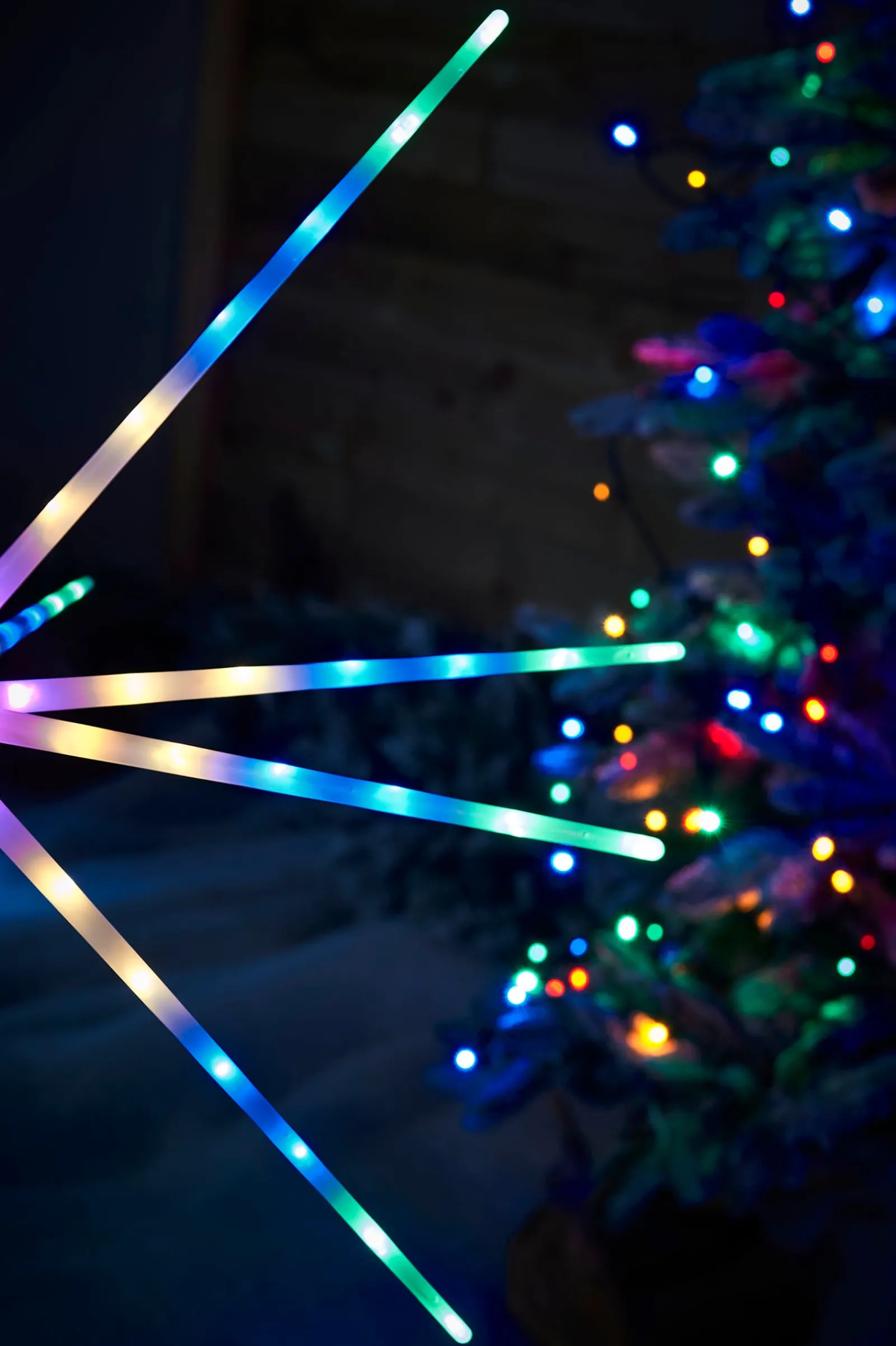 WeRChristmas Starburst Pathway Stake Light, Multi-Coloured, 98 Cm