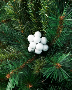 WeRChristmas White Glass Berry Cluster Baubles, 10 Pack