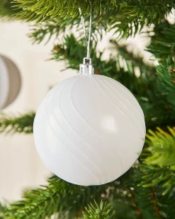 WeRChristmas White Shatterproof Baubles, 16 Pack, 8 Cm
