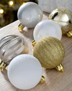 WeRChristmas White/Gold Shatterproof Baubles, 48 Pack, 6 Cm